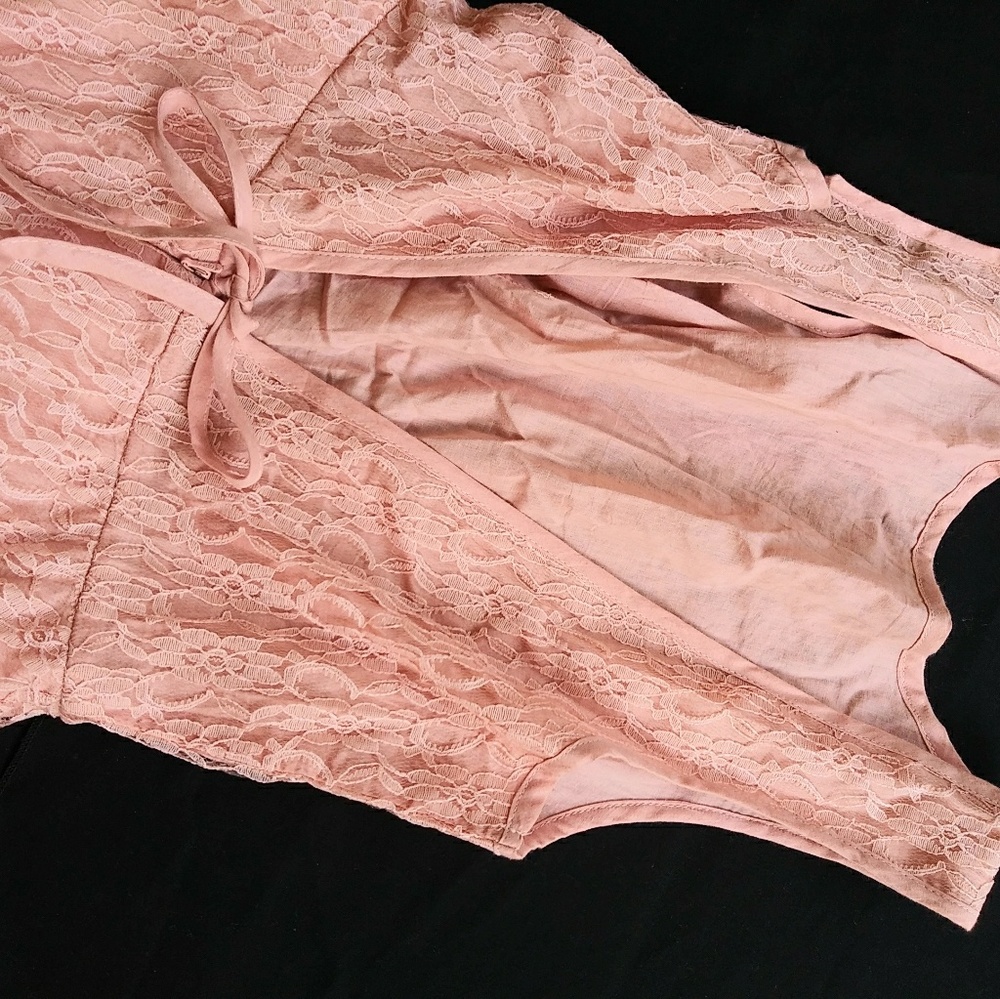Pink lace party dress backless